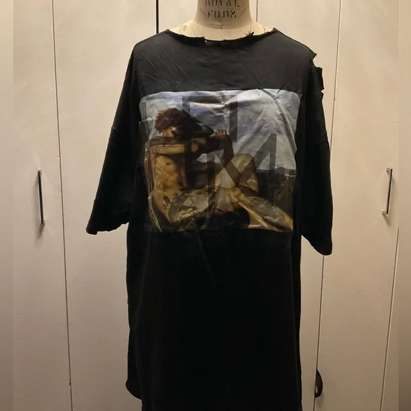 FALLEN ANGEL Art Print Sleeveless Oversized Shirt
